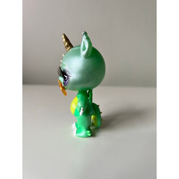 Poopsie Sparkly Critter Series 1 Figure SC-114 Ultra Rare Mint Green Purple Eyes - Picture 2 of 7
